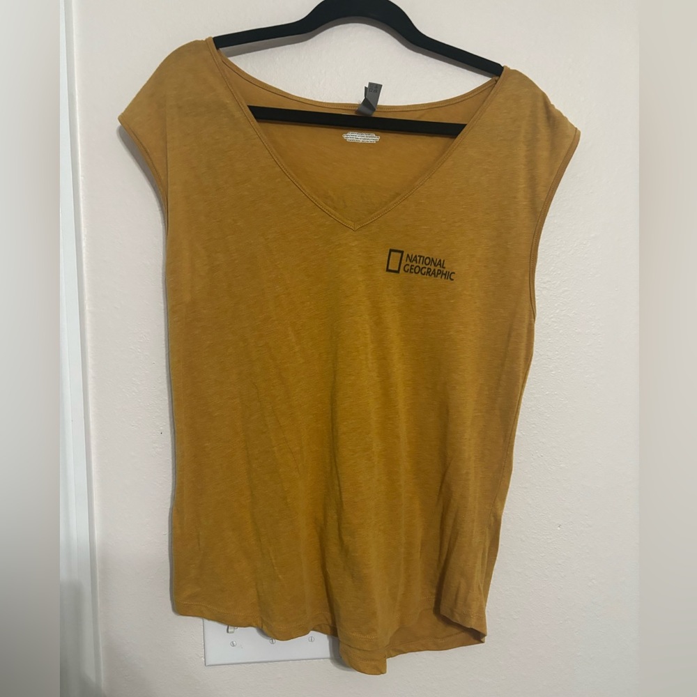 NAT GEO V neck tank top from Animal Kingdom WDW